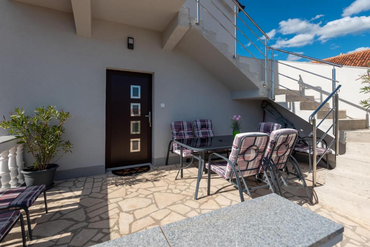 Apartman Tribunj Tribunj  Luaran gambar